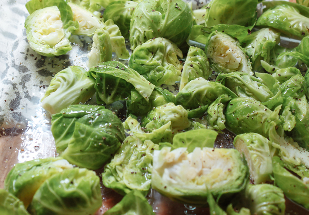 Spicy_Roasted_Brussels_Sprouts-5_rev